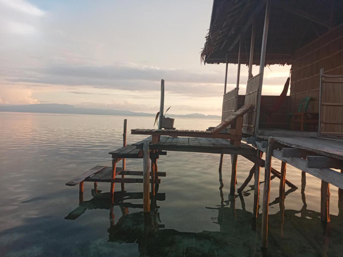 Arborek Diving Homestay R4 Besir Exterior photo