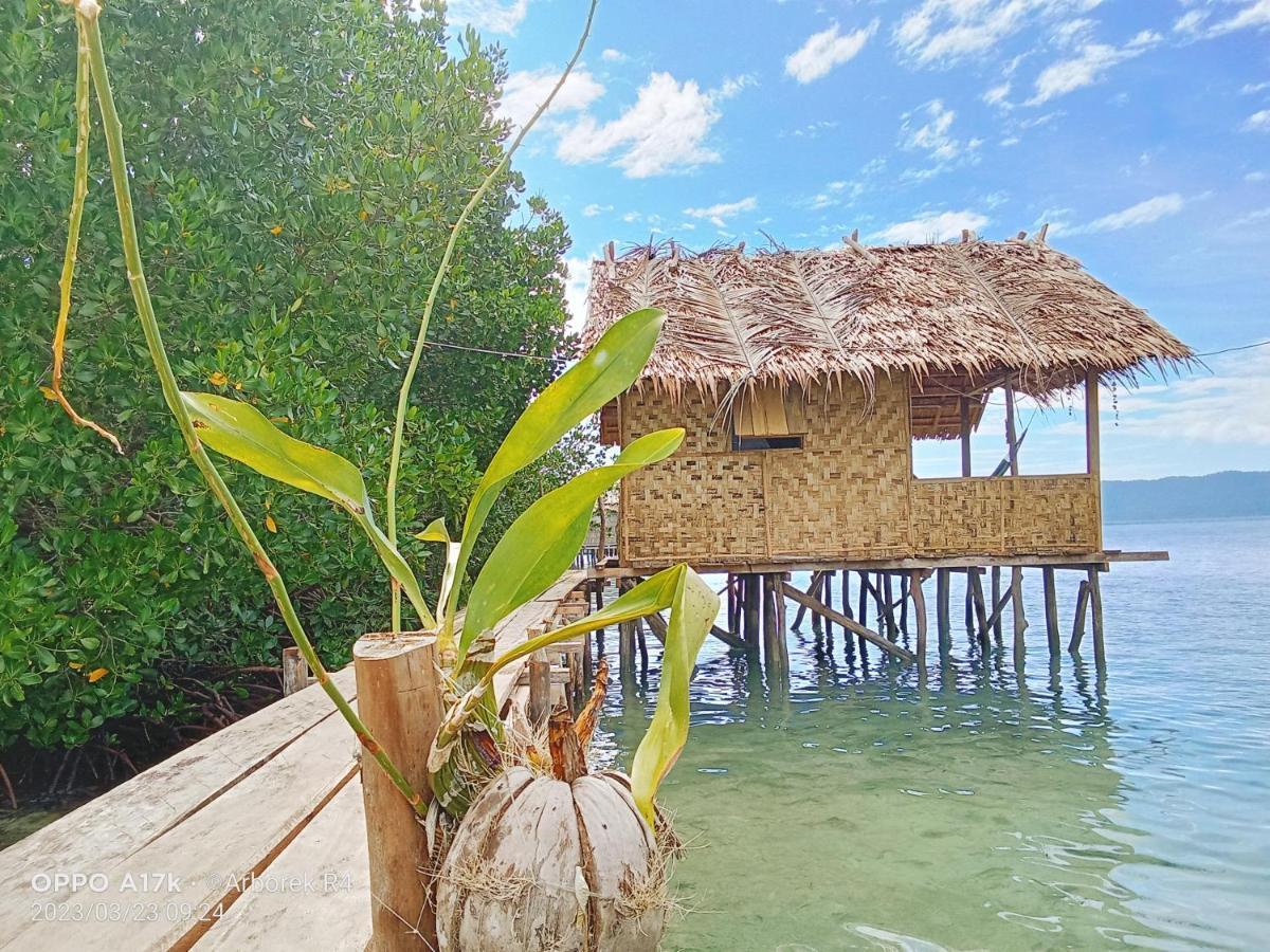 Arborek Diving Homestay R4 Besir Exterior photo